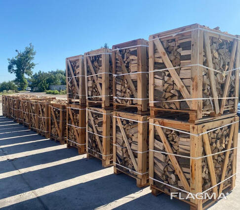 Kiln-Dried Hornbeam Firewood in Wooden Boxes | KD Hornbeam Logs in Crates