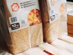 Wood Briquettes, hard wood (oak&beech) for wholesale all over Europe
