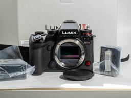 Panasonic Lumix S1 IIE systeemcamera
