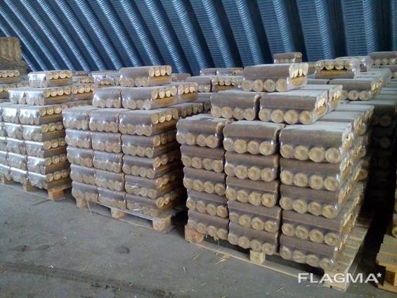 Продам топливные Брикеты Нестро (сосна) / Sell fuel briquettes Nestro (pine tree)